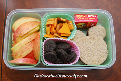 Kindergarten lunch ideas for school Toddler finger food lunches and kindergarten back to school lunch ideas with easy healthy homemade recipes for snacks and meals that preschoolers will love.